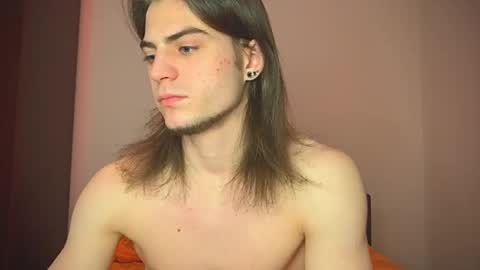 Gus online show from February 2025 05:53:01 PM