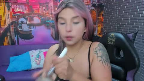 Snapshot of small__naughty chatting on January 2026 01:35:02 PM Mariana Torres online show from January 2026 01:35:02 PM