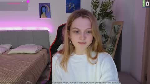 Emily online show from December 2024 09:06:01 PM