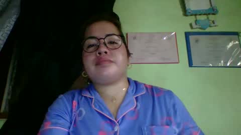 Lovewella online show from March 2026 03:52:01 AM