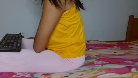 smallflorecita online show from March 2025 06:04:01 AM