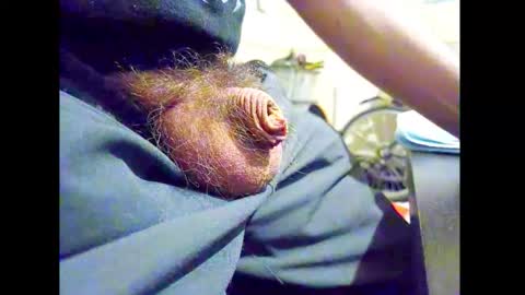 Snapshot of smallhairyuncut chatting on May 2026 08:14:02 PM Small Hairy Uncut online show from May 2026 08:14:02 PM