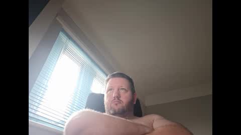 Snapshot of smallone19832 chatting on December 2024 09:28:02 AM smallone19832 online show from December 2024 09:28:02 AM