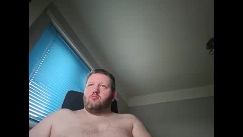 Snapshot of smallone19832 chatting on December 2024 09:47:02 AM smallone19832 online show from December 2024 09:47:02 AM