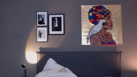 Snapshot of smalltittsbigsoul chatting on February 2026 05:36:02 AM Anna no bbbbybybbabebyy just Anna. And dont call me mom please. online show from February 2026 05:36:02 AM