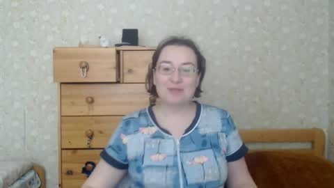 smart_rose online show from February 2026 01:31:01 PM