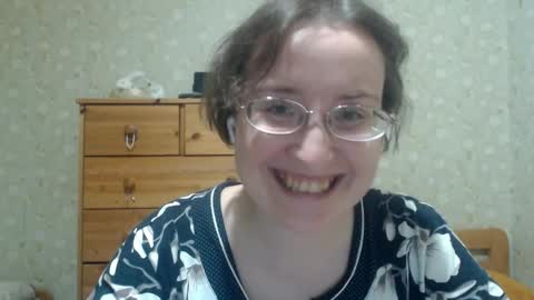 smart_rose online show from April 2026 09:39:33 PM