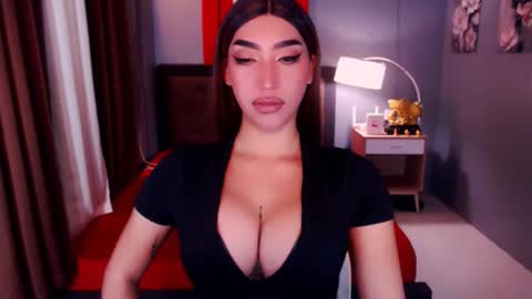 Snapshot of smasherqueen chatting on May 2026 08:11:01 AM smasherqueen online show from May 2026 08:11:01 AM