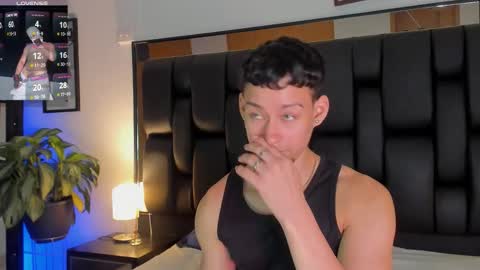 Jade Smiith online show from October 2025 10:44:01 PM