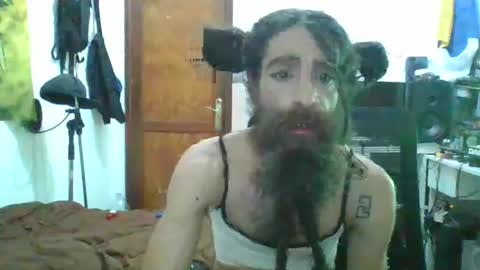 willy online show from October 2025 08:30:02 PM