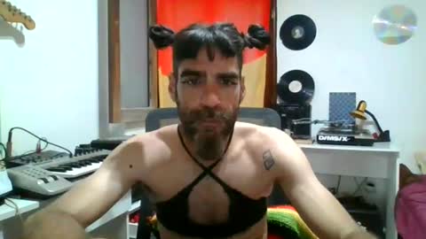 willy online show from July 2026 11:21:02 PM