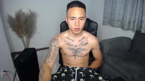 smileexander online show from November 2025 02:32:02 AM