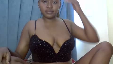 Snapshot of smiley_berry chatting on September 2025 03:44:02 AM smiley_berry online show from September 2025 03:44:02 AM