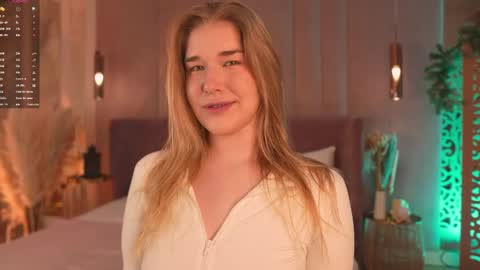 Snapshot of smiley_mia_ chatting on March 2026 05:09:02 AM Mia online show from March 2026 05:09:02 AM