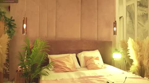 Snapshot of smiley_mia_ chatting on March 2026 05:13:02 AM Mia online show from March 2026 05:13:02 AM