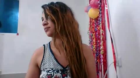 Snapshot of smileycherry chatting on December 2024 03:23:02 AM smileycherry online show from December 2024 03:23:02 AM