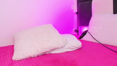      online show from January 2025 09:50:02 PM