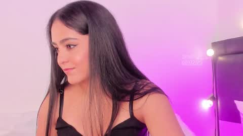      online show from February 2025 09:39:01 PM