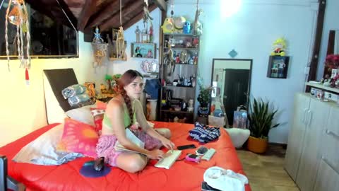 SmilingSalor online show from November 2025 03:28:01 AM