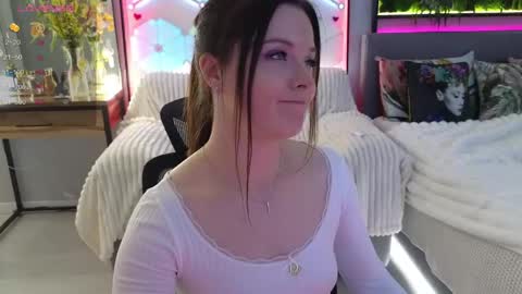 Snapshot of smilym chatting on April 2026 03:00:01 AM smilym online show from April 2026 03:00:01 AM