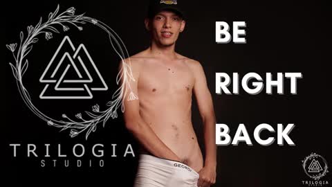 Snapshot of smitgrey chatting on January 2025 07:39:02 PM SMIT online show from January 2025 07:39:02 PM