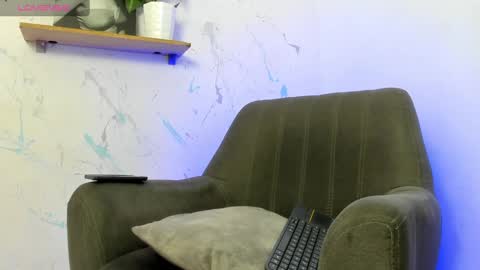 Snapshot of smitgrey chatting on January 2025 08:26:02 PM SMIT online show from January 2025 08:26:02 PM