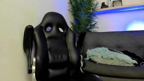 Snapshot of smitgrey chatting on February 2025 02:52:02 PM SMIT online show from February 2025 02:52:02 PM