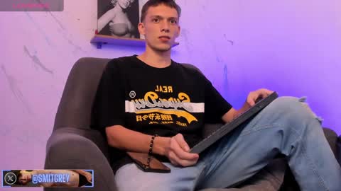 Snapshot of smitgrey chatting on February 2025 11:25:02 PM SMIT online show from February 2025 11:25:02 PM