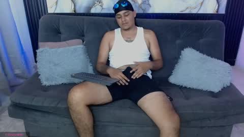 Snapshot of smith_bigcockk chatting on April 2026 07:01:01 PM Smith online show from April 2026 07:01:01 PM