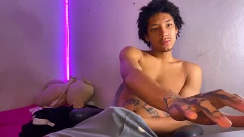 smith_kiki66 online show from June 2026 03:19:02 AM