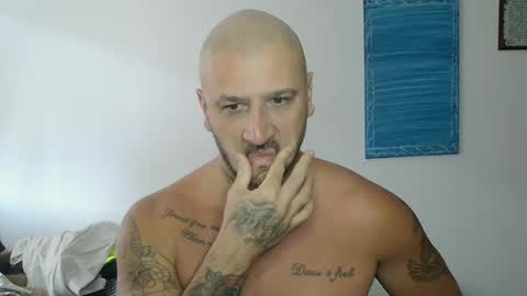 smithduke online show from November 2025 07:56:02 PM