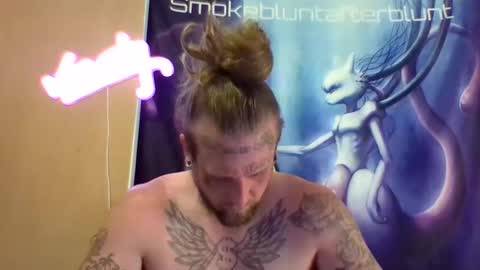Snapshot of smokebluntafterblunt chatting on June 2026 08:07:02 AM smoke online show from June 2026 08:07:02 AM