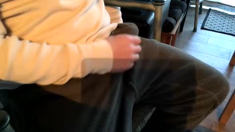 Snapshot of smokefest187 chatting on November 2025 09:37:02 PM Peter Johnson online show from November 2025 09:37:02 PM