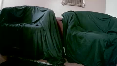 Snapshot of smokeingbitch420 chatting on October 2025 05:08:02 AM love bug online show from October 2025 05:08:02 AM