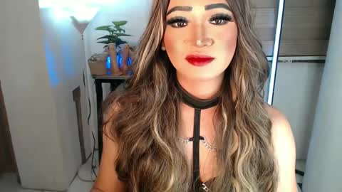 Snapshot of smokeprincess chatting on February 2025 09:23:02 PM Amanda online show from February 2025 09:23:02 PM