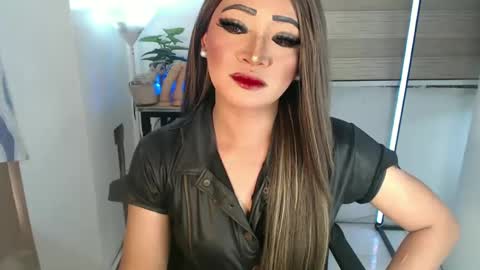 Snapshot of smokeprincess chatting on February 2025 02:07:01 AM Amanda online show from February 2025 02:07:01 AM