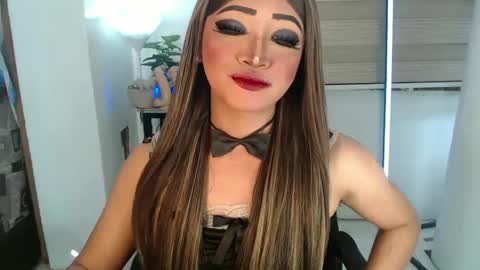 Snapshot of smokeprincess chatting on February 2025 11:55:01 PM Amanda online show from February 2025 11:55:01 PM