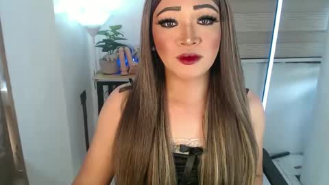 Snapshot of smokeprincess chatting on March 2025 04:28:01 AM Amanda online show from March 2025 04:28:01 AM