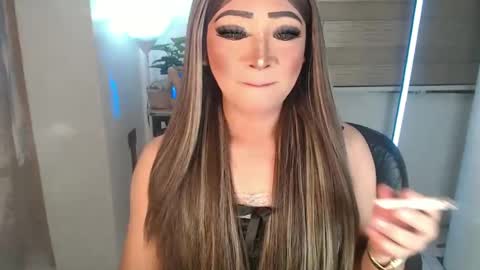 Snapshot of smokeprincess chatting on March 2025 12:41:02 PM Amanda online show from March 2025 12:41:02 PM