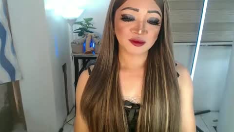 Snapshot of smokeprincess chatting on March 2025 01:56:02 AM Amanda online show from March 2025 01:56:02 AM