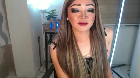 Snapshot of smokeprincess chatting on March 2025 07:37:02 PM Amanda online show from March 2025 07:37:02 PM