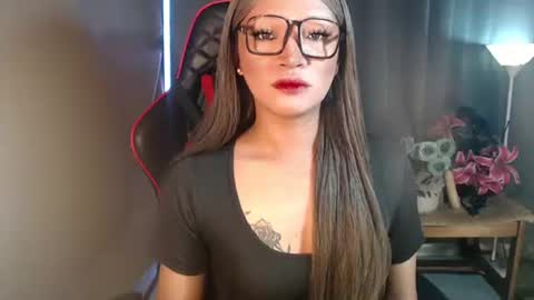 Snapshot of smokeprincess chatting on September 2025 09:58:02 PM Amanda online show from September 2025 09:58:02 PM