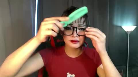 Snapshot of smokeprincess chatting on September 2025 04:19:01 PM Amanda online show from September 2025 04:19:01 PM