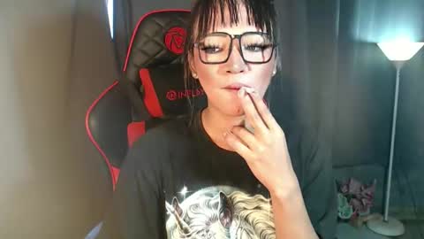 Snapshot of smokeprincess chatting on September 2025 10:02:01 PM Amanda online show from September 2025 10:02:01 PM