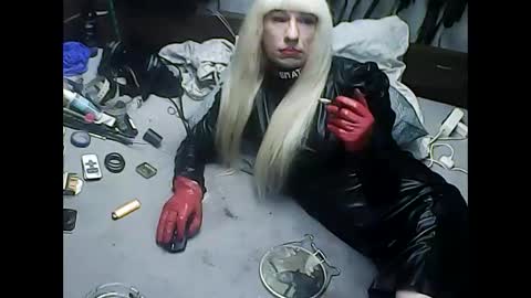 Snapshot of smokeslut365 chatting on January 2025 04:02:01 AM smokeslut365 online show from January 2025 04:02:01 AM