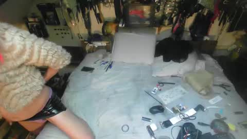 Snapshot of smokeslut365 chatting on October 2025 01:39:01 AM smokeslut365 online show from October 2025 01:39:01 AM