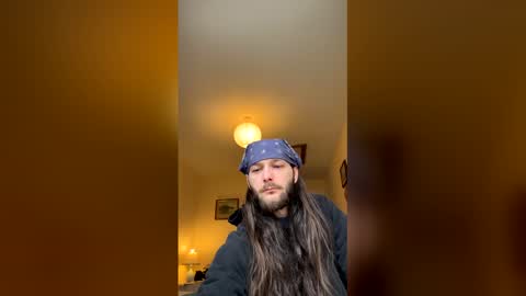 Snapshot of smokeupherb chatting on December 2025 11:15:02 AM smokeupherb online show from December 2025 11:15:02 AM