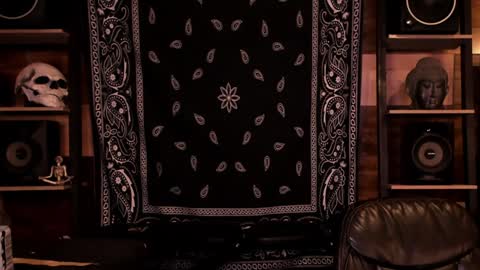 Smokey915 online show from January 2025 06:09:02 AM