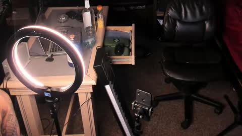 Smokey915 online show from February 2025 09:10:02 AM