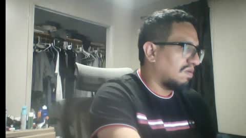 Snapshot of smoky47gxxx chatting on June 2026 01:52:02 AM smoky47 online show from June 2026 01:52:02 AM